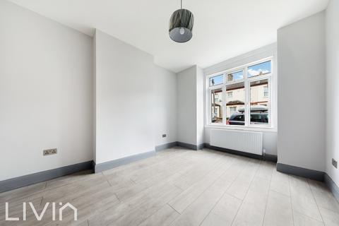 undefined, London SE25