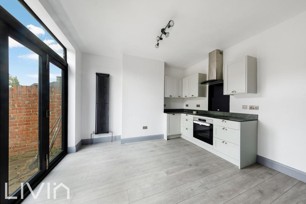Malcolm road, 22 26