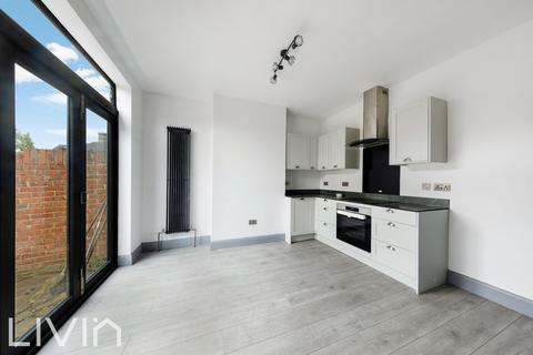 undefined, London SE25