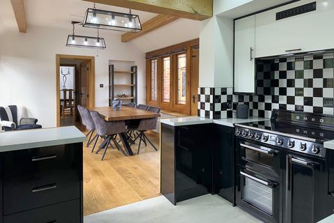 5 bedroom detached house for sale, Top Road Acton Trussell Stafford, Staffordshire, ST17 0RQ