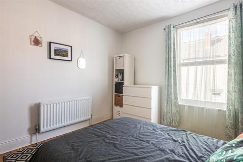 77 Rydal Road, Sheffield, S8 0UR