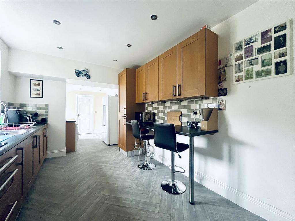 Breakfast Kitchen