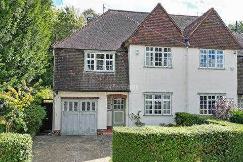 undefined, Hampstead Garden Suburb N2