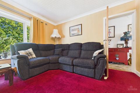 4 bedroom detached bungalow for sale, Stephen Crescent, North Lincolnshire DN18