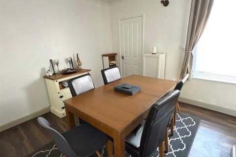 3 bedroom end of terrace house for sale, Southwell Road, Lowestoft, Suffolk, NR33