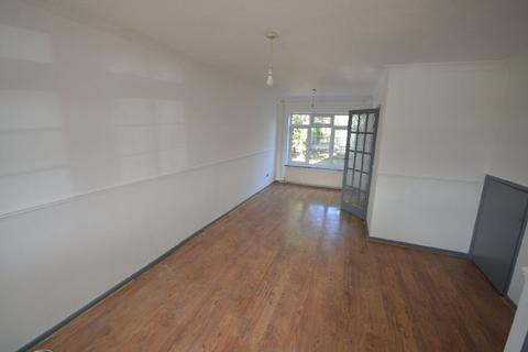1 Amwell View, Ilford, IG6 3TA