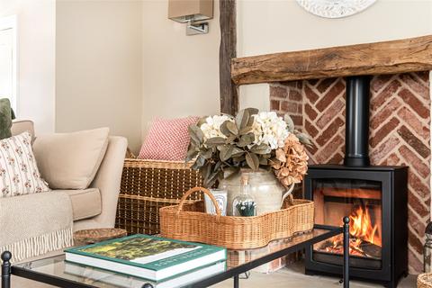 undefined, Mount Pleasant, Aspley Guise, Milton Keynes, Bedfordshire, MK17