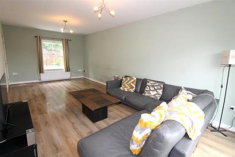 undefined, Blacksmith Close, Blackwood NP12