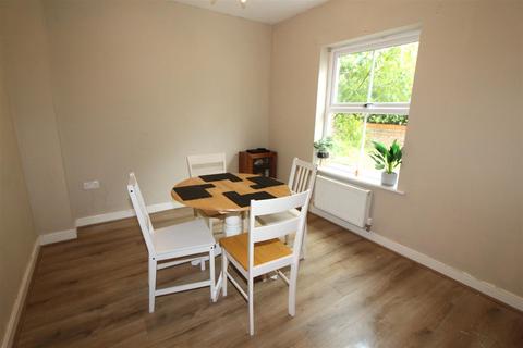 undefined, Blacksmith Close, Blackwood NP12