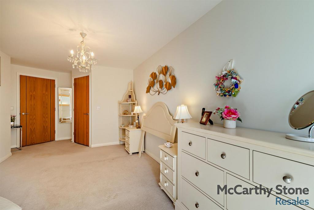 8663728-interior05-800.jpg
