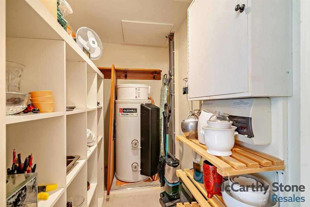 8663728-interior15-800.jpg