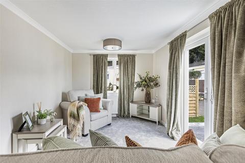 undefined, Peppard Road, Emmer Green, Reading