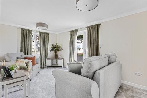 undefined, Peppard Road, Emmer Green, Reading