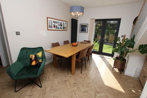 4 bedroom detached bungalow for sale, Churchfield Lane, Darton