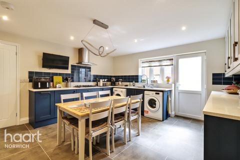 4 bedroom detached house for sale, Sutherland Avenue, Norwich