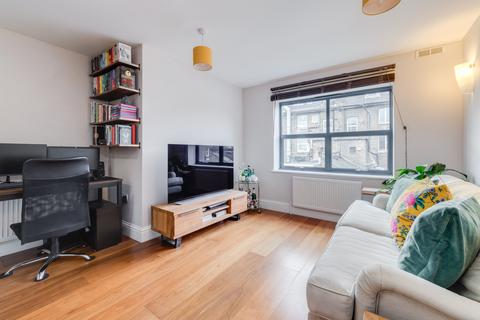 Harefield Mews,  London, SE4