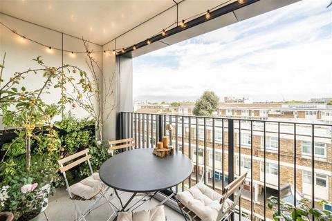 2 bedroom flat for sale, Sidney Road, London SW9