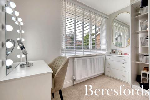1 Glenside, Billericay, CM11 2LY