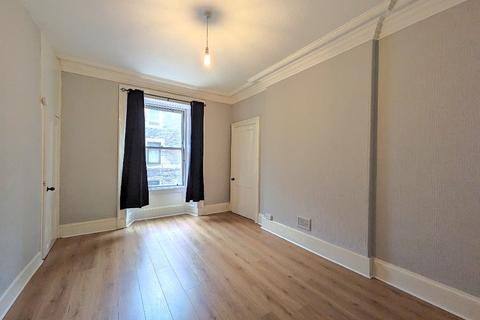 2 bedroom flat to rent, Upper Grove Place, Fountainbridge, Edinburgh, EH3