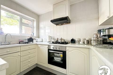 3 bedroom terraced house for sale, Beacon Road, Chatham, Kent, ME5