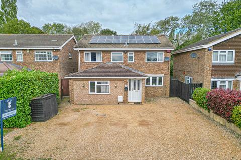 Windmill Hill Drive, Milton Keynes MK3