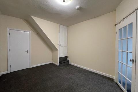 2 bedroom house to rent, Durham Street, Scarborough YO12