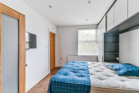 undefined, London Road, CR, Thornton Heath, CR7