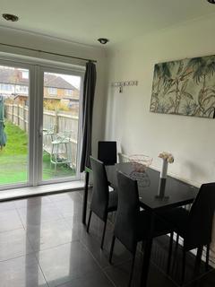 undefined, Drew Gardens, Greenford UB6