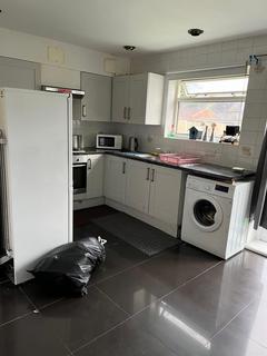 undefined, Drew Gardens, Greenford UB6