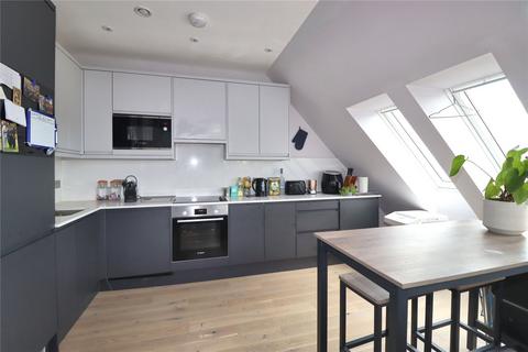 2 bedroom flat for sale, Albert Drive, Woking GU21