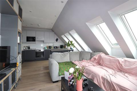 2 bedroom flat for sale, Albert Drive, Woking GU21