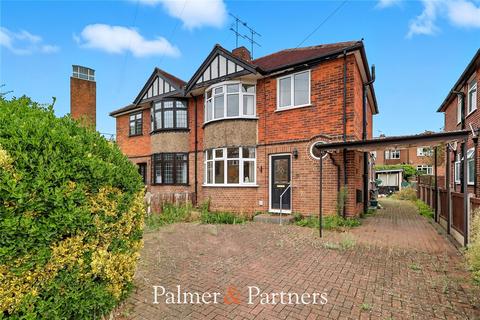 Prykes Drive, Essex CM1