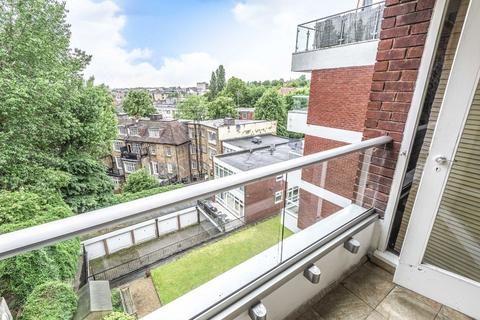 2 bedroom flat to rent, Netherhall Gardens, London NW3