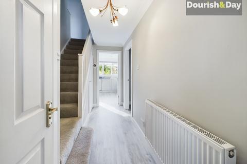 4 bedroom detached house for sale, Chepstow Drive, Stafford ST17
