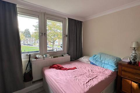 2 bedroom flat for sale, 18 Rowley Gardens, Finsbury Park, London, N4 1HJ