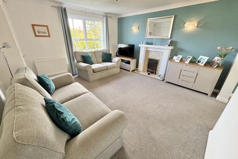 4 bedroom detached house for sale, Dallam Dell, Thornton FY5