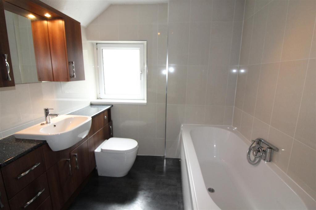 Bathroom/WC with Shower