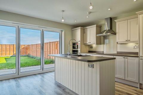 4 bedroom detached house for sale, Main Street, Beeford, Driffield