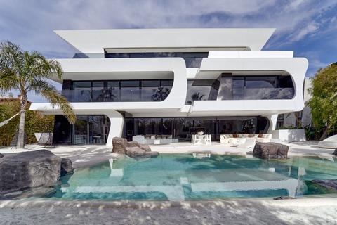 5 bedroom property, Gavà Mar, Spain