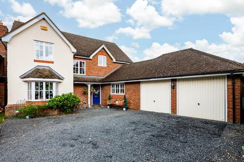 undefined, George Court, Grendon Underwood, Aylesbury, Buckinghamshire, HP18