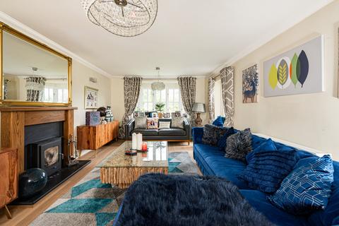 undefined, George Court, Grendon Underwood, Aylesbury, Buckinghamshire, HP18
