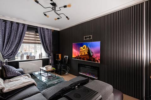 undefined, George Court, Grendon Underwood, Aylesbury, Buckinghamshire, HP18