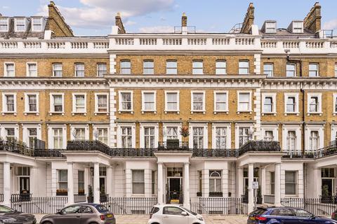 3 bedroom apartment for sale, Onslow Gardens, South Kensington, London, SW7