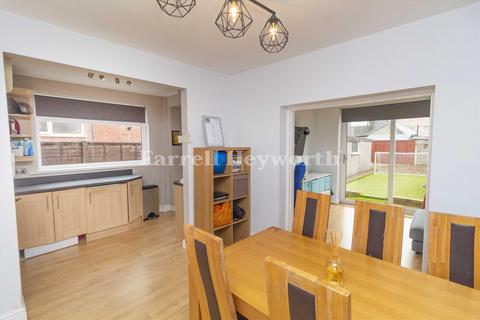 3 bedroom semi-detached house for sale, West Drive, Thornton Cleveleys FY5