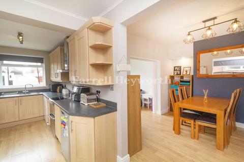 3 bedroom semi-detached house for sale, West Drive, Thornton Cleveleys FY5