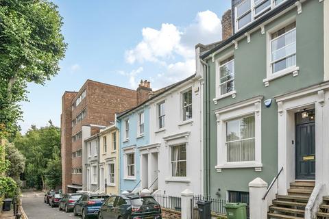 3 bedroom apartment for sale, Vale of Health, Hampstead, NW3