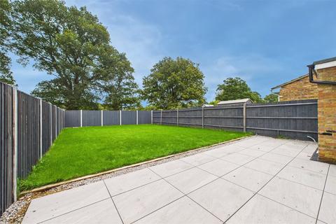 undefined, Jerrymoor Hill, Finchampstead, Wokingham, Berkshire, RG40