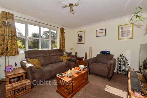 2 bedroom ground floor maisonette for sale, Hanbury Lane, Haywards Heath RH16