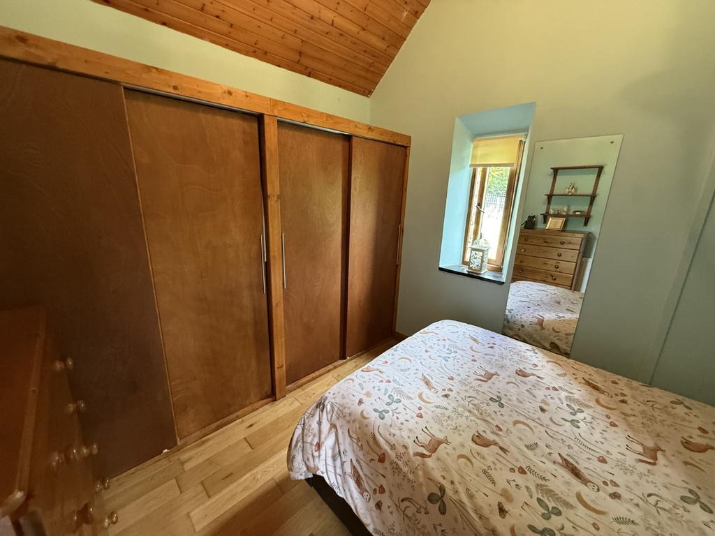 Downstairs Bedroom 1