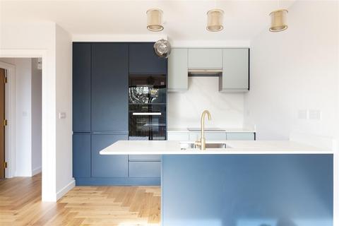 undefined, Rathgar Avenue, Ealing, W13